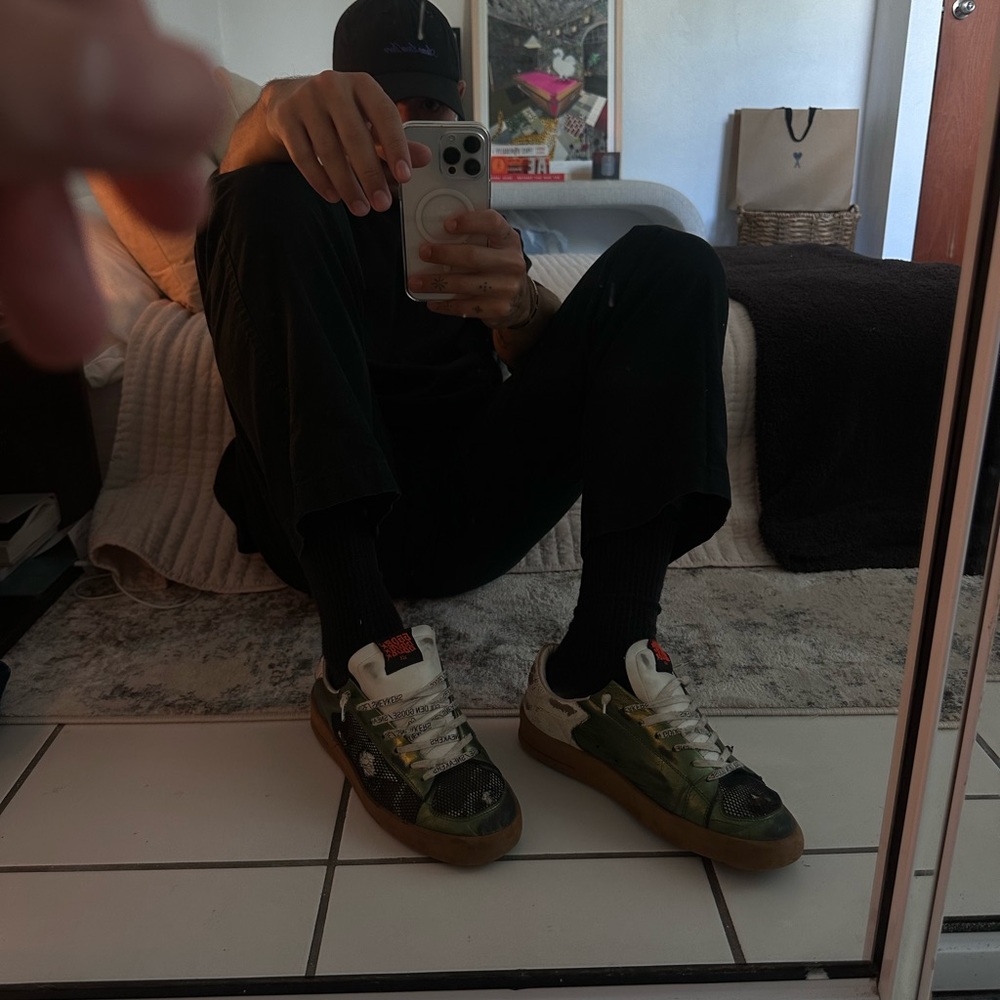 Golden Goose Sneakers